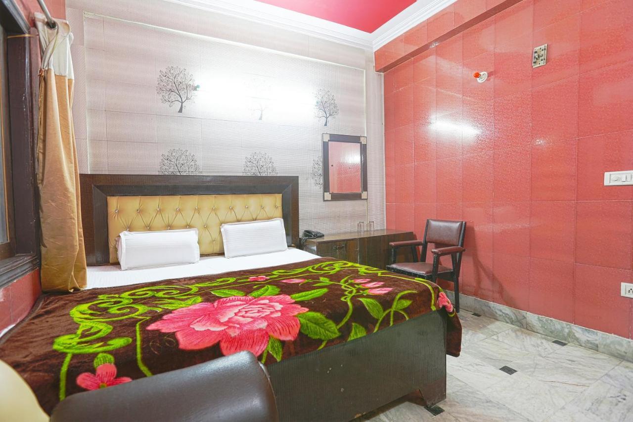 מוראדאבאד Spot On 43436 Hotel Mannat Spot מראה חיצוני תמונה