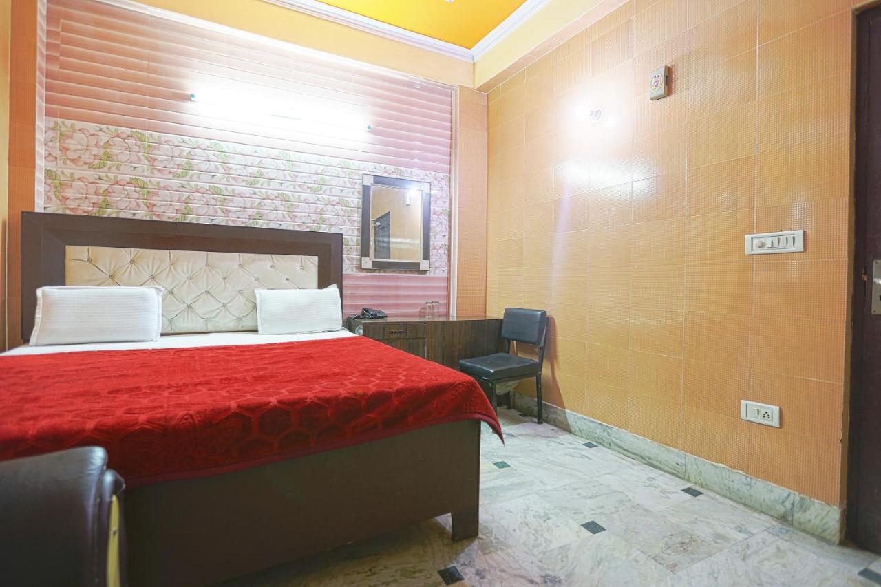 מוראדאבאד Spot On 43436 Hotel Mannat Spot מראה חיצוני תמונה